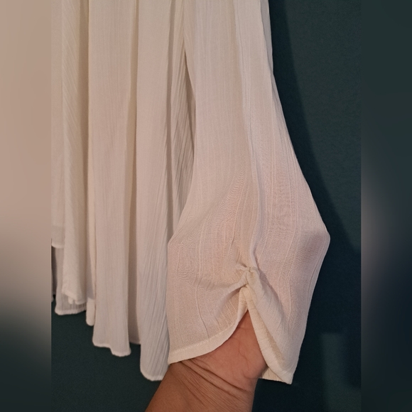 Carole Little Cardigan tank set in Ivory Color - Picture 7 of 11